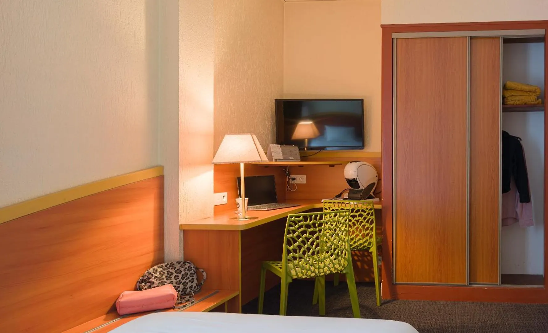 Kyriad Hotel Lamballe