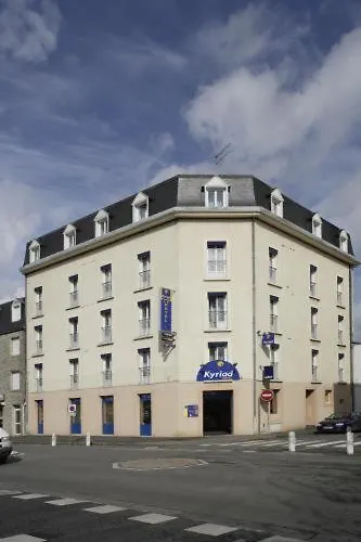 Kyriad Hotel Lamballe 3*,  France